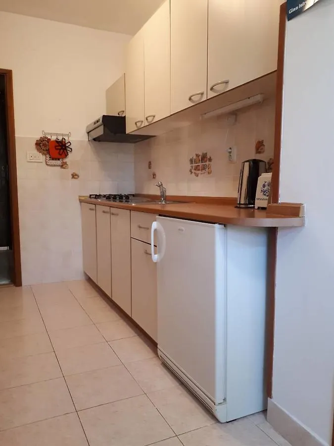 Apartments Anic Новиград